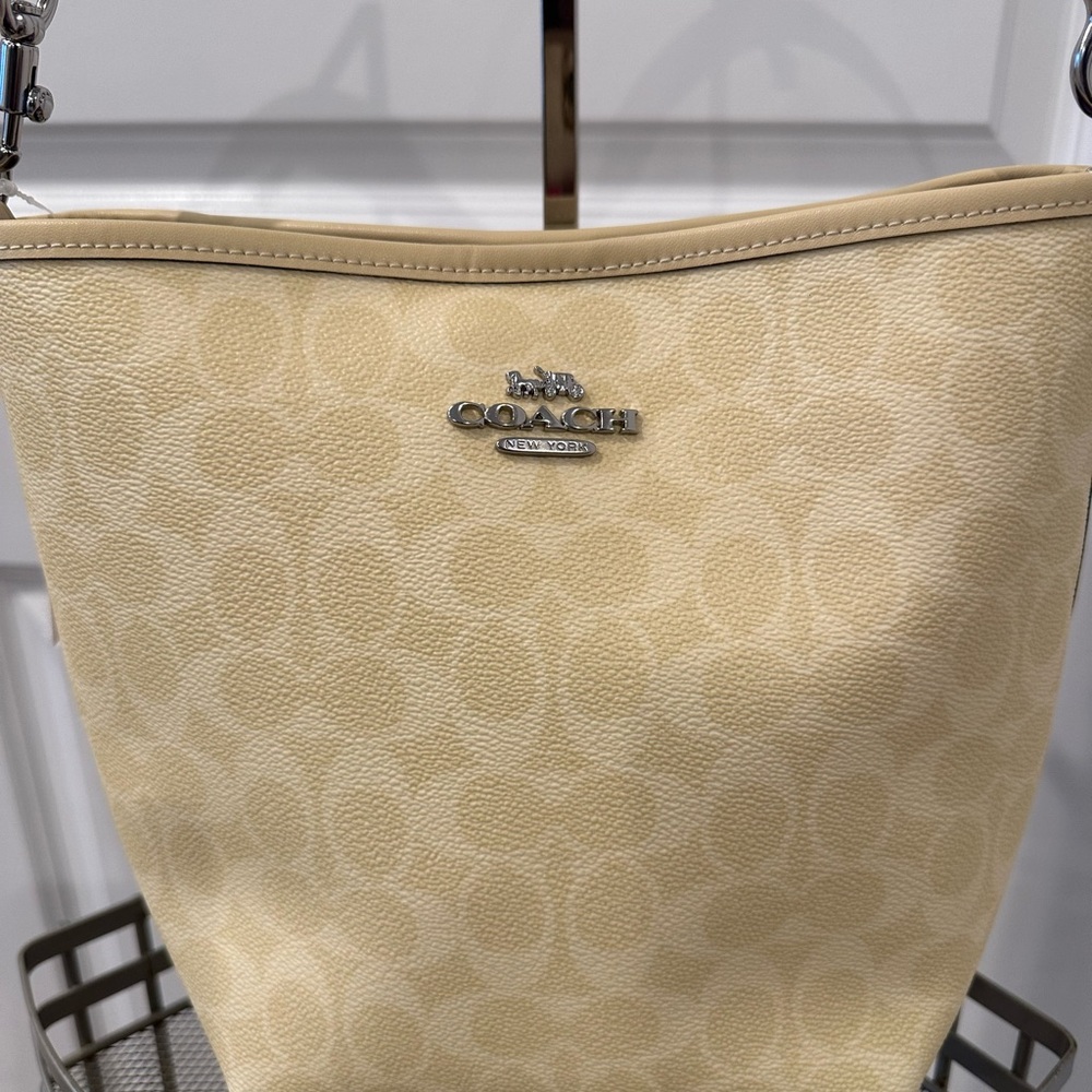 Coach Cream Tote/Crossbody